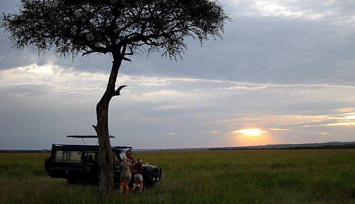 Sundowner in der Masai Mara