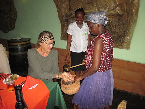Boko Boko Guesthouse and Porini Restaurant - Kikambala