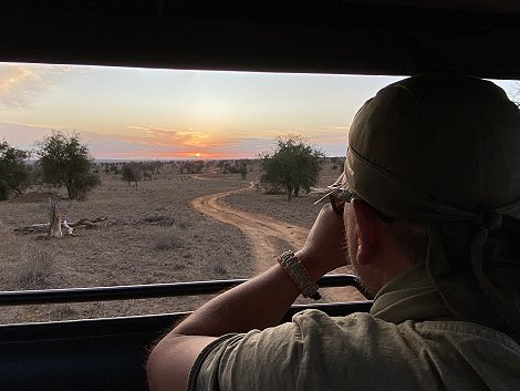 auf Pirschfahrt im Lumo Conservancy