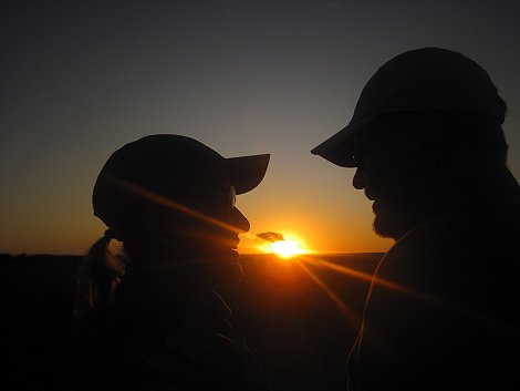 Evely und Peter Labuch - Sonnenaufgang in der Masai Mara