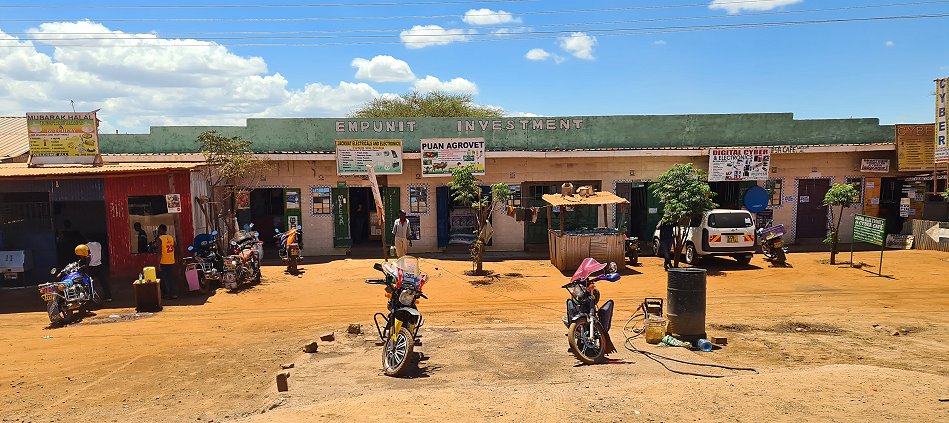 auf dem Weg zum Amboseli Bush Camp