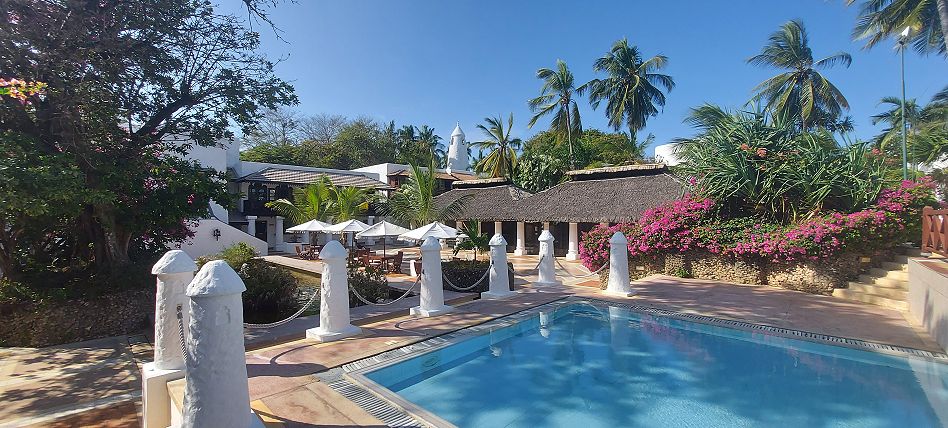 Mombasa Serena Hotel - Shanzu Beach - Mombasa North Coast