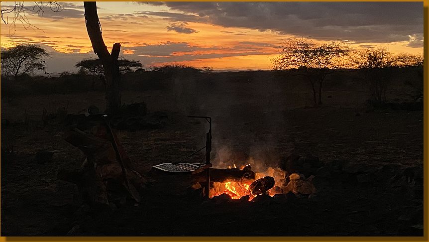 campfire at Kitani Bandas