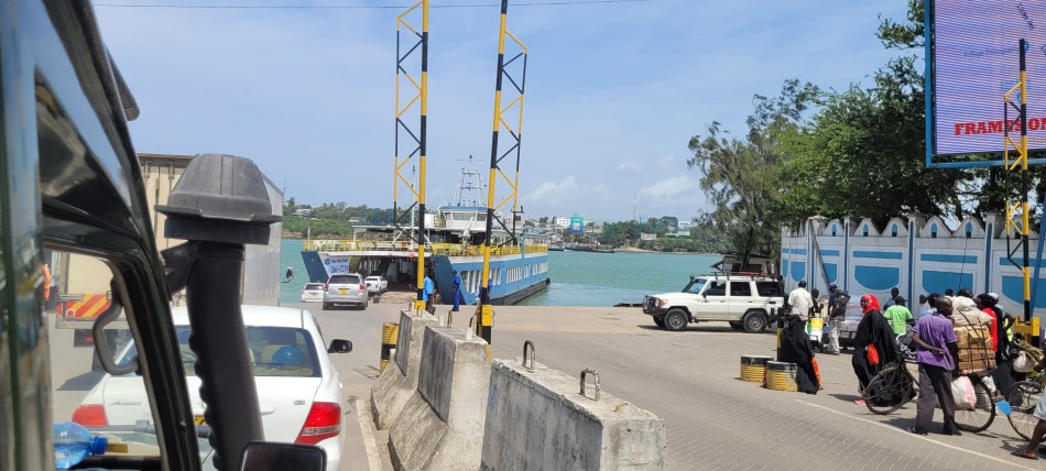 Mombasa - Likoni an der Fähre