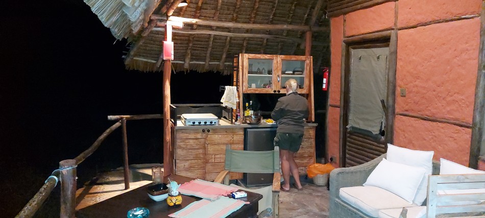 Soroi Leopards Lair Cottage - Lumo Conservancy, Kenya