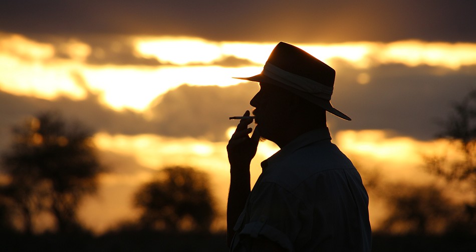 Sundowner am Lion Rock im Lumo Conservancy