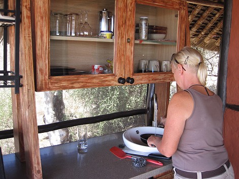 Soroi Leopards Lair Cottage - Lumo Conservancy - Tsavo