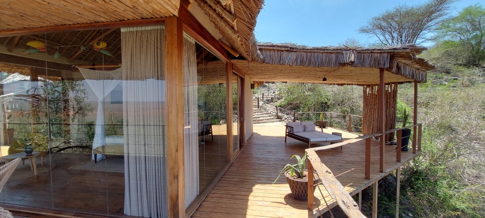 Soroi Lions Bluff Lodge - Lumo Conservancy, Tsavo