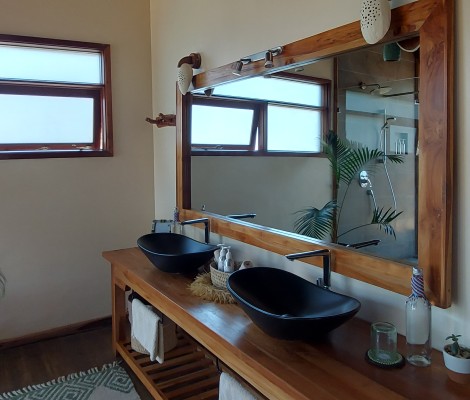 Soroi Lions Bluff Lodge - Lumo Conservancy, Tsavo