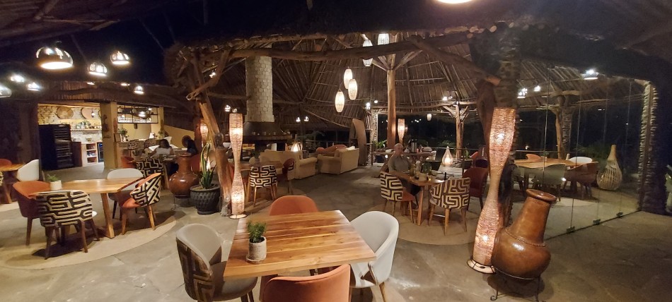 Soroi Lions Bluff Lodge - Lumo Conservancy, Tsavo