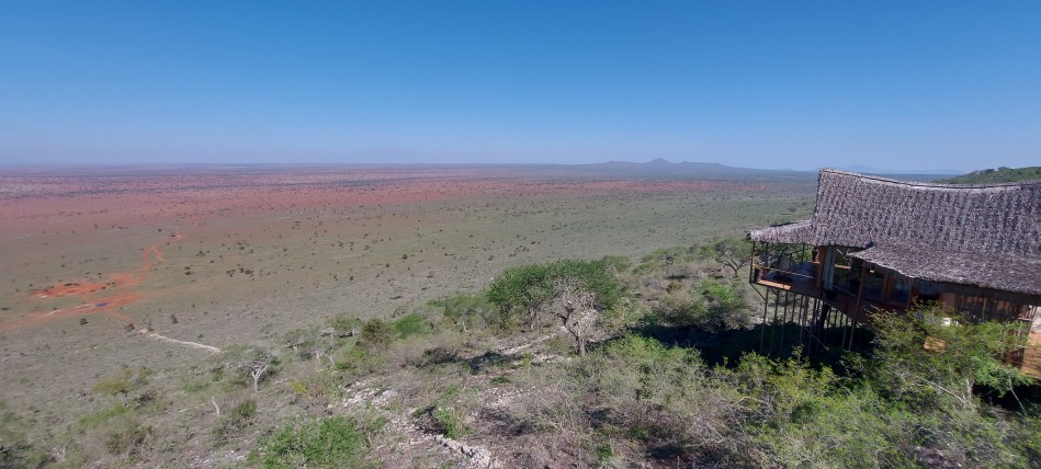 Soroi Lions Bluff Lodge - Lumo Conservancy, Tsavo