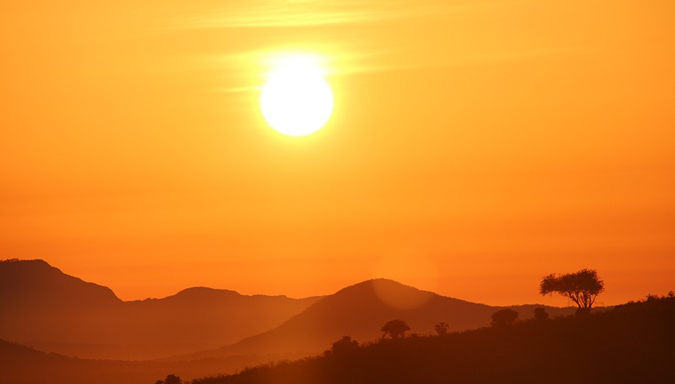 Sonnenaufgang im Lumo Conservancy