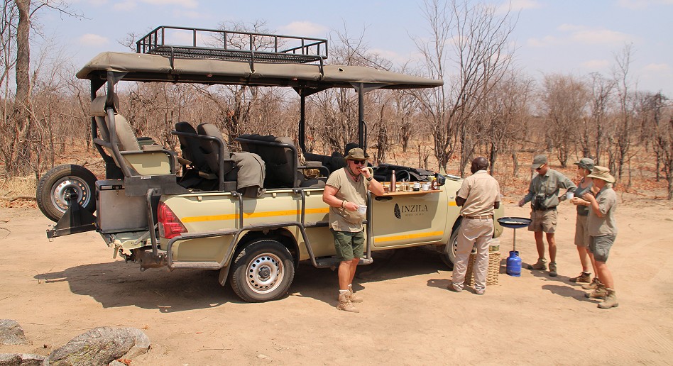 Bush Breakfast, Inzila Safaris