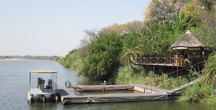 Mahangu Safari Lodge