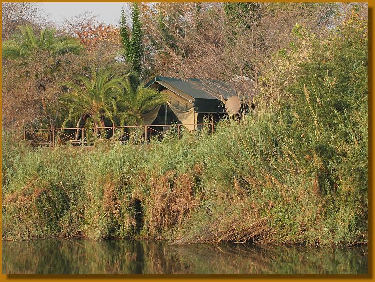 Mahangu Safari Lodge