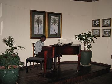The Palm Restaurant, Ilala Lodge