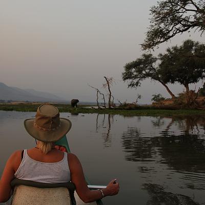 mit dem Kanu auf dem Zambesi, mana pools canoe trail