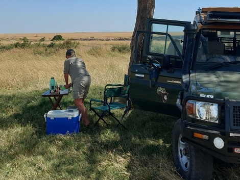 Buschfrühstück in der Masai Mara
