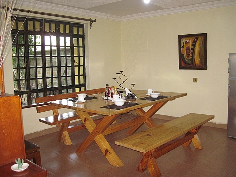 Eshborn Guesthouse - Nairobi, Soykimau