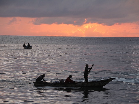 Morgens an den Mbuyu Beach Bungalows