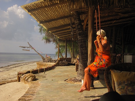 Morgens an den Mbuyu Beach Bungalows