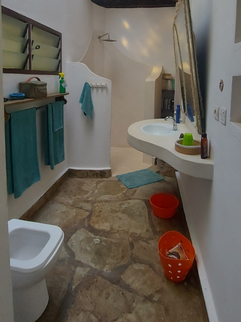 Mbuyu Beach Bungalows