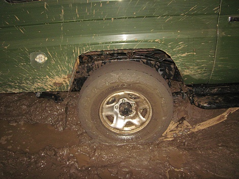 fr&uuml;h morgens festgefahren im Flussbett, Laikipia