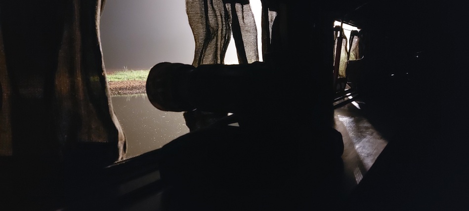 die Nacht im Soroi Foto Hide