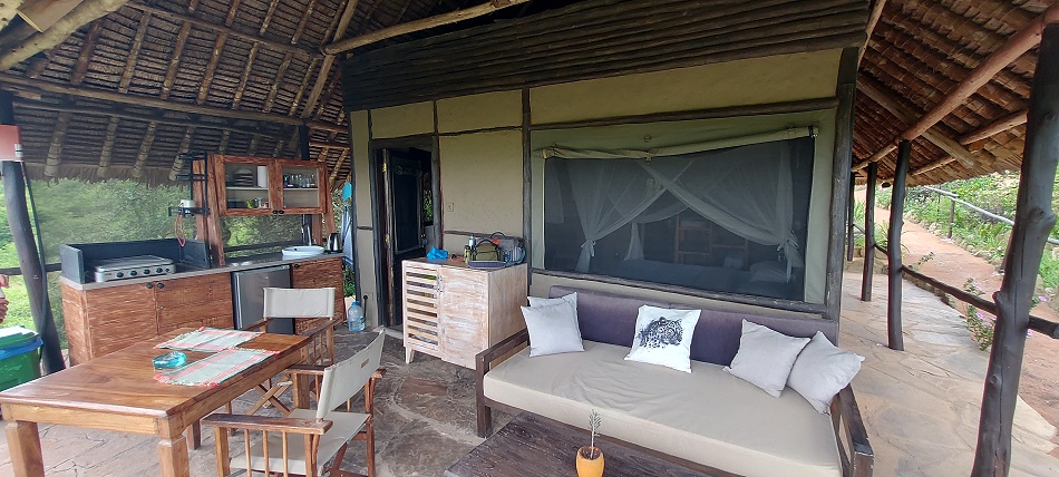 Soroi Leopards Lair Cottages - Self Cattering - Lumo Conservancy - Tsavo West