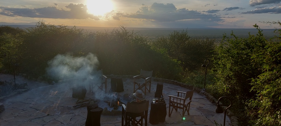 gem&uuml;tlicher Sundowner am Soroi Leopards Lair Cottges