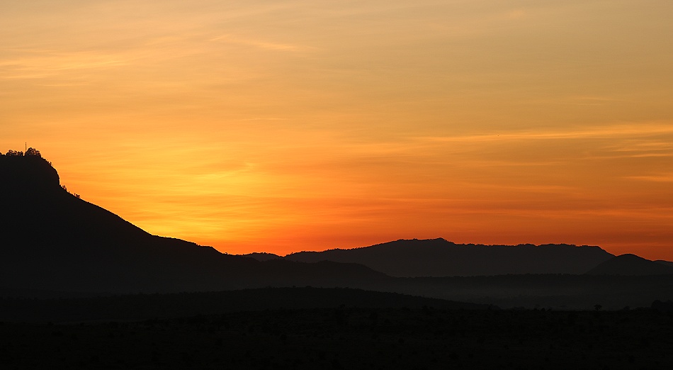 Sonnenaufgang im Lumo Conservancy